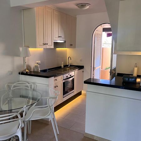 Sitio de Calahonda Adosado En Residencial 빌라 외부 사진