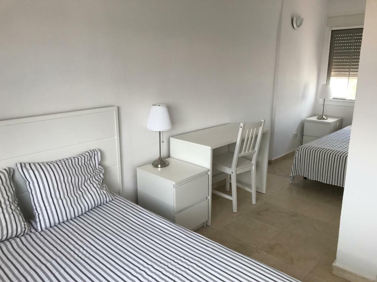 Sitio de Calahonda Adosado En Residencial 빌라 외부 사진